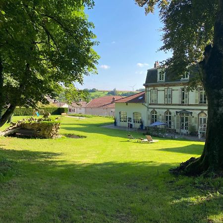 Le Chateau De Monthureux Le Sec المظهر الخارجي الصورة