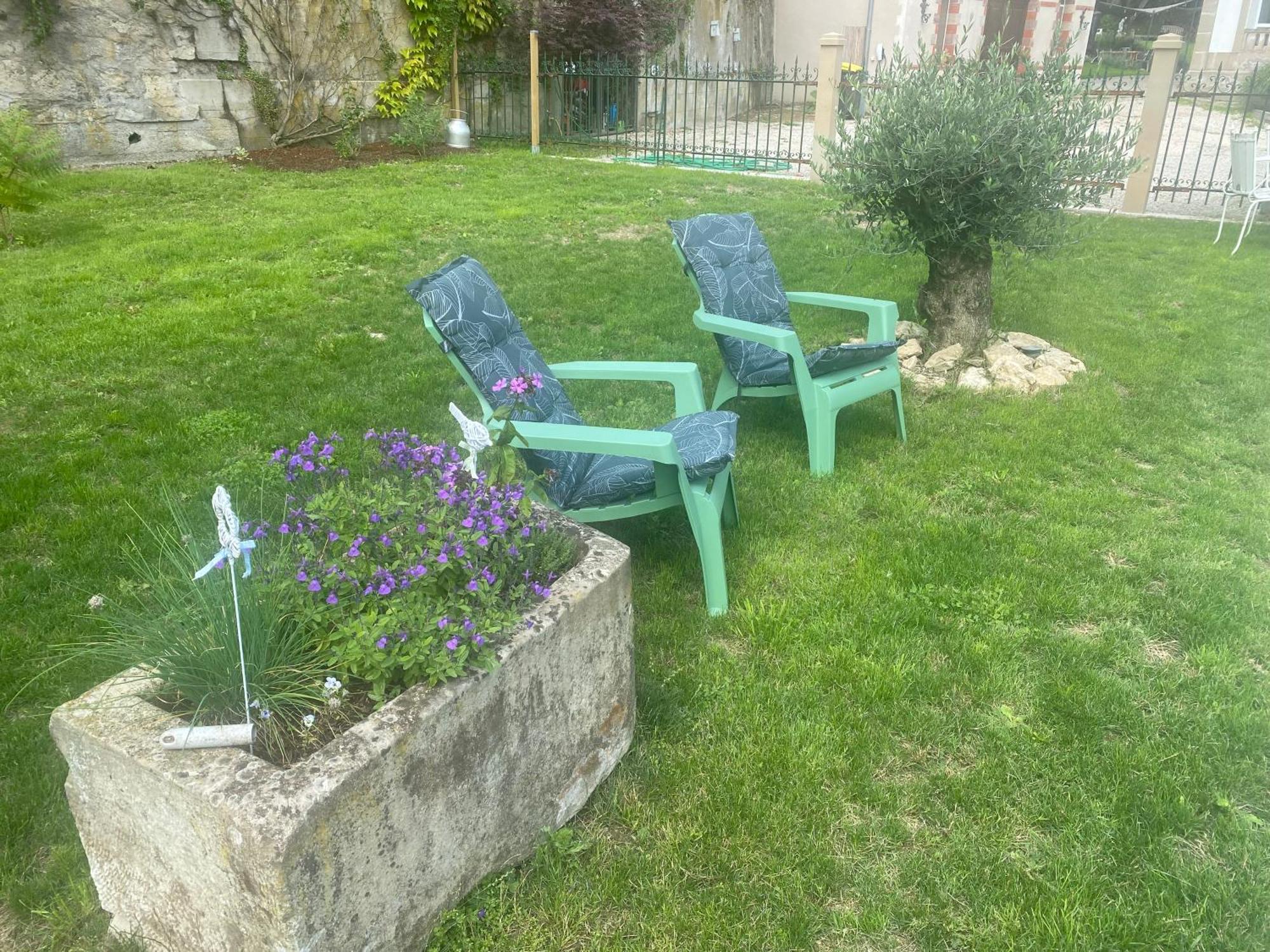 Le Chateau De Monthureux Le Sec المظهر الخارجي الصورة